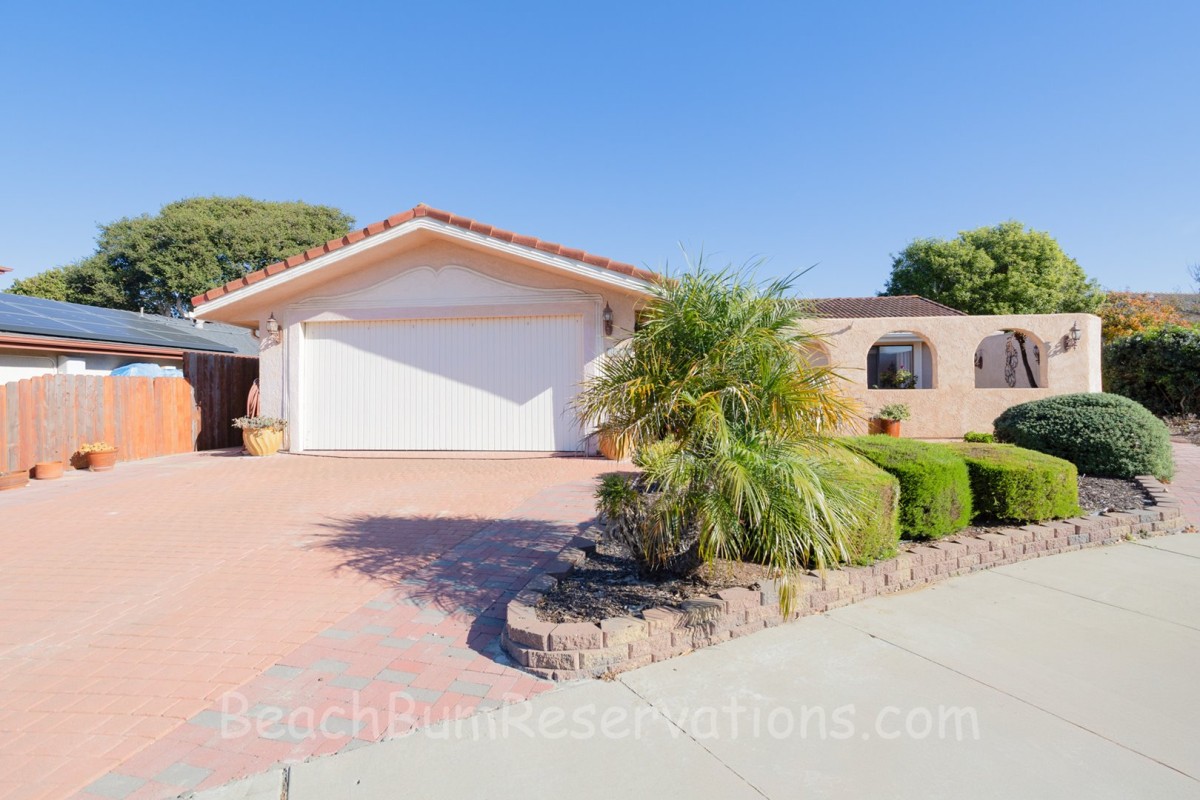 Beach Bum Holiday Rentals-1175 Encinitas - STR-image-1